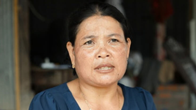 Mrs. Samoeun Sin（郡女性児童委員）