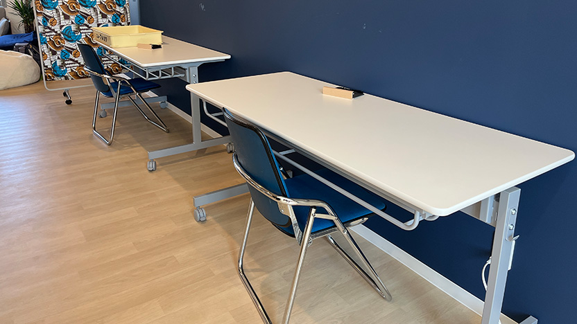 会議用テーブル