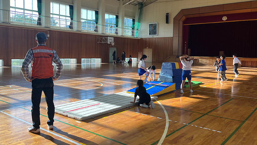 放課後の体育館を使って自由に遊べる特別な時間です