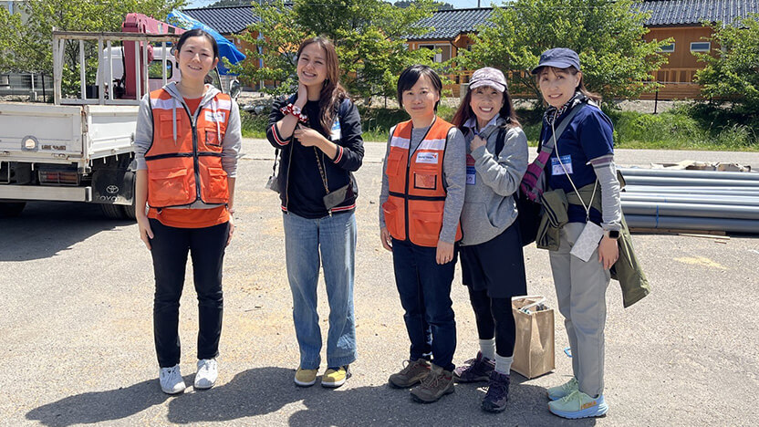 ボランティアの方と撮影した写真