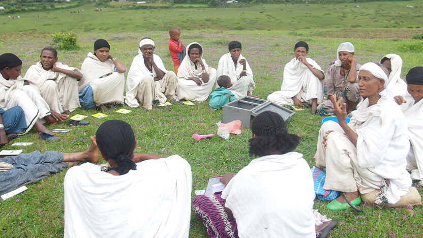 貯蓄グループのメンバーの女性たち