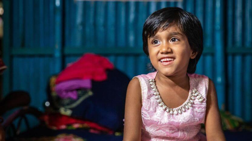 チャイルド・スポンサーからの支援を受けるバングラデシュで暮らす少女