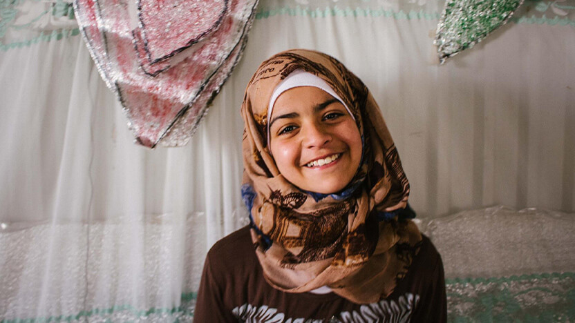 難民キャンプで暮らす女の子。夢は医者になって多くの人を助けること