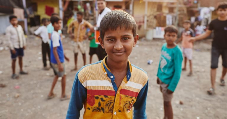 南アジアの貧困問題とワールド・ビジョンの取り組み