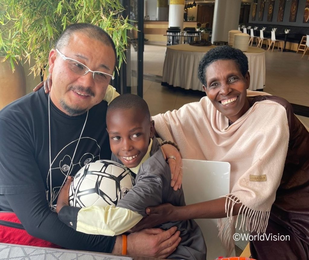 Yさんを選んだエメくんとお祖母さんと一緒に