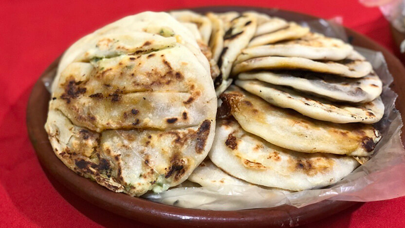 エルサルバドルの国民食、ププサ（Pupusa）