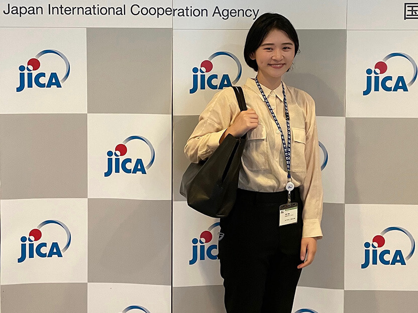 JICA人間開発部でインターンをする筆者