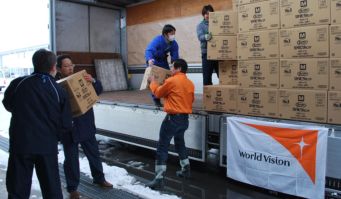 東日本大震災緊急復興支援を開始(～2014)