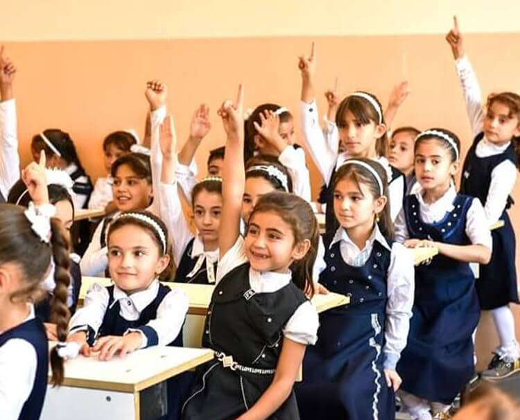 イラク学校修復支援事業