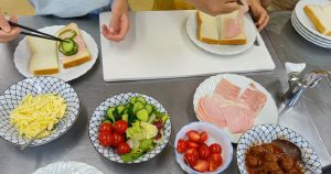 好きな具材をたっぷり選べるランチクッキング