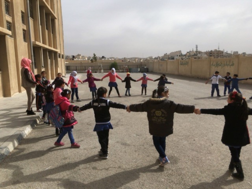 シリアとヨルダンの子どもたちが共に楽しんだレクリエーション