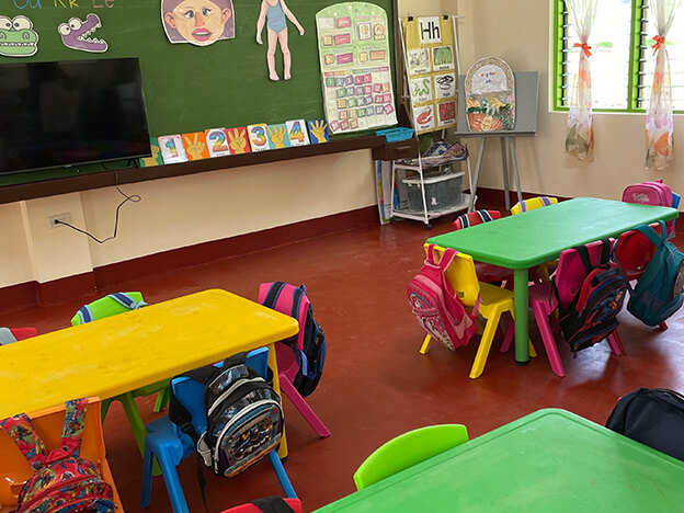 明るく整えられた教室