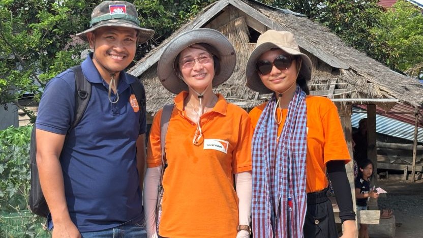 ワールド・ビジョン・ジャパンならびにカンボジアスタッフ