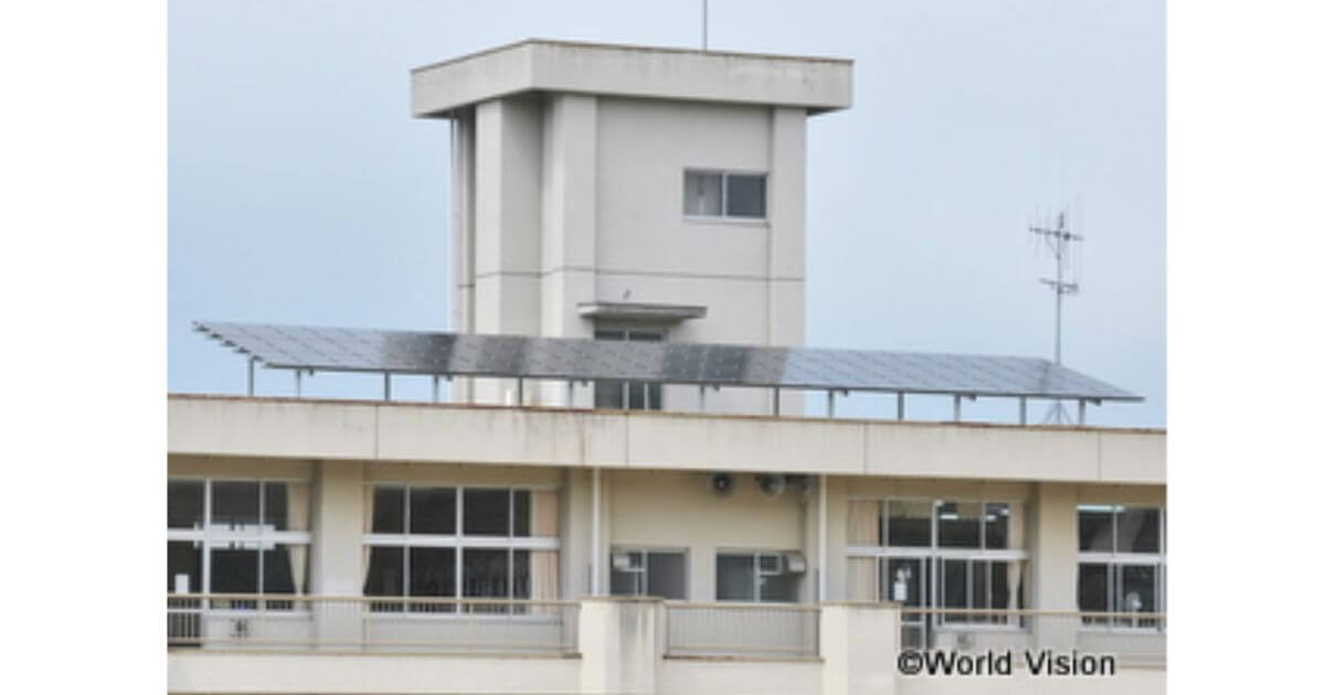 小学校に設置された、太陽光発電システム