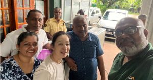 スリランカの農村で出会った家族 ― トウモロコシの湯気の向こうに見えたもの