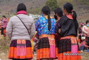 モン族の女性たち
