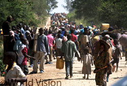 ウガンダへ避難するコンゴからの難民