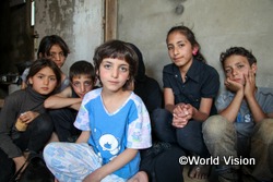 「シリアから争いがなくなり故郷に帰るのが夢です」 と語るアラちゃん（6歳）