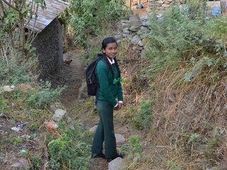 支援によって学校に通えるようになったヒラちゃん（ネパール）